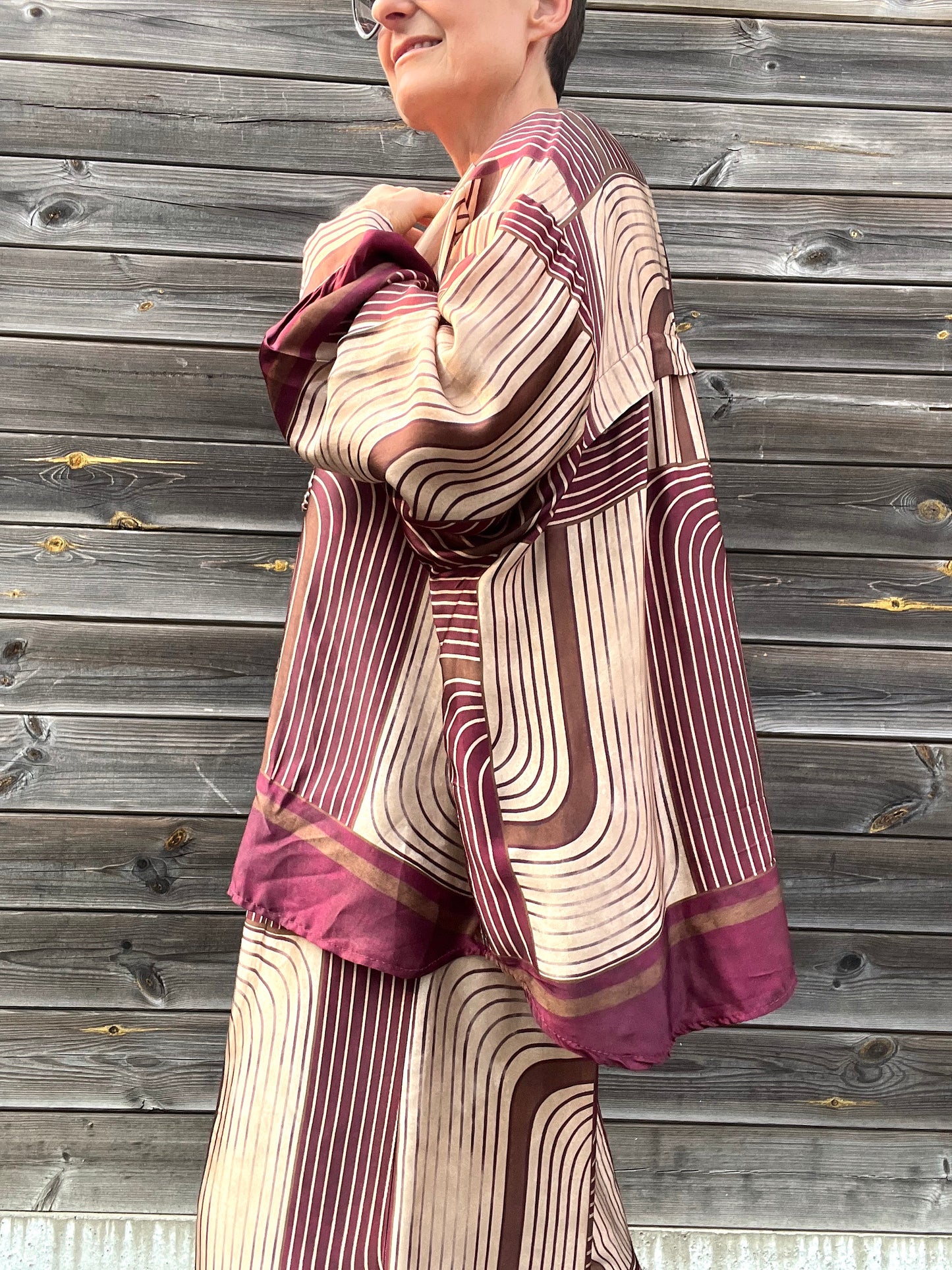 GARA chemise en satin imprimé graphique