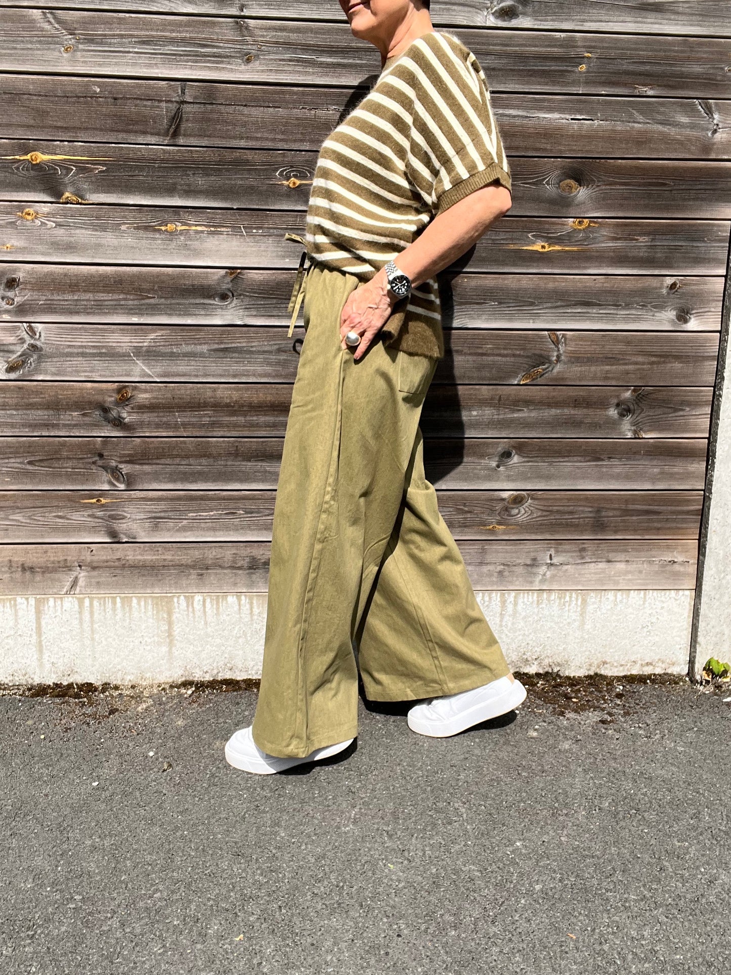 RISE pantalon large taille élastique olive