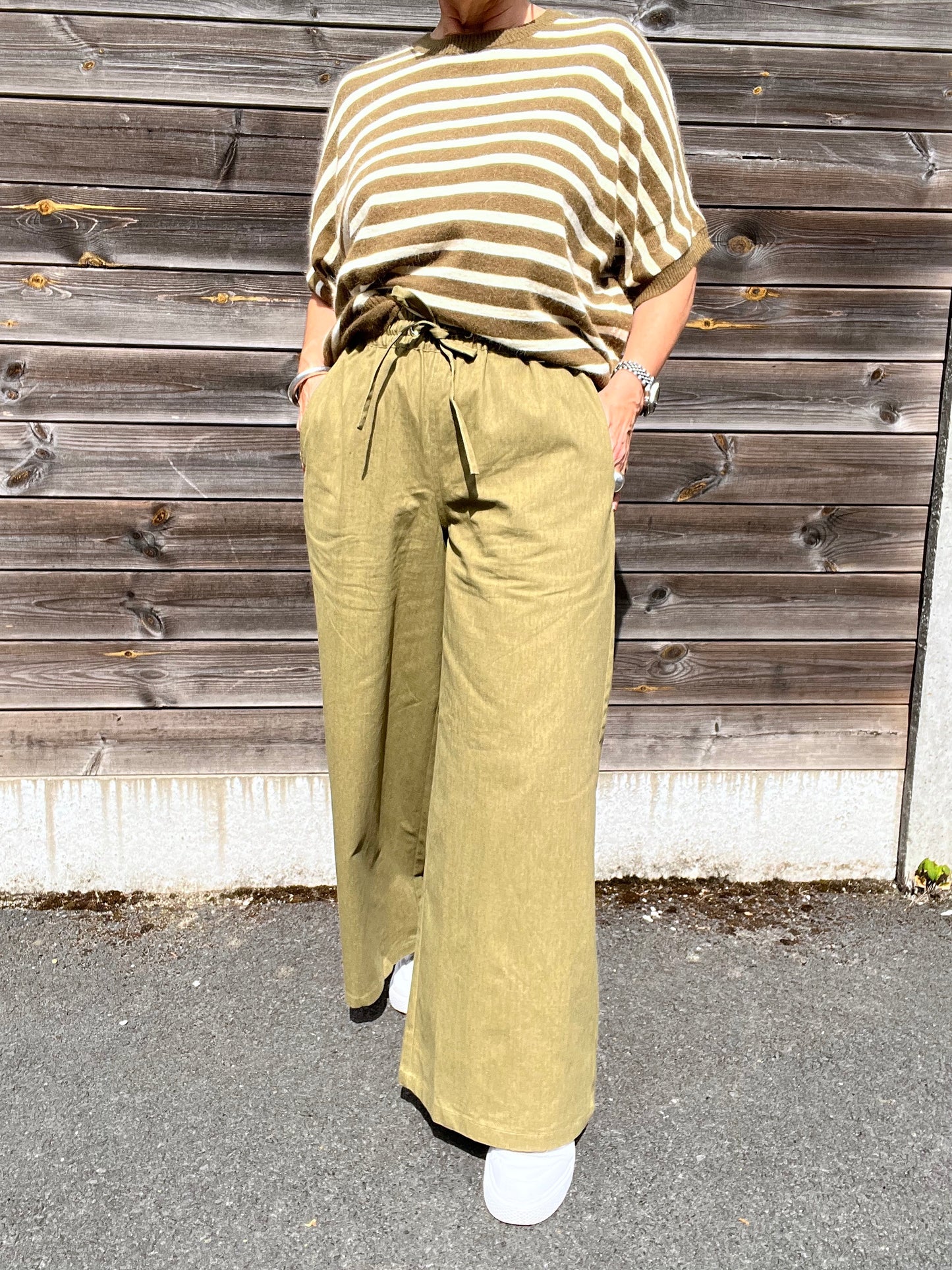RISE pantalon large taille élastique olive