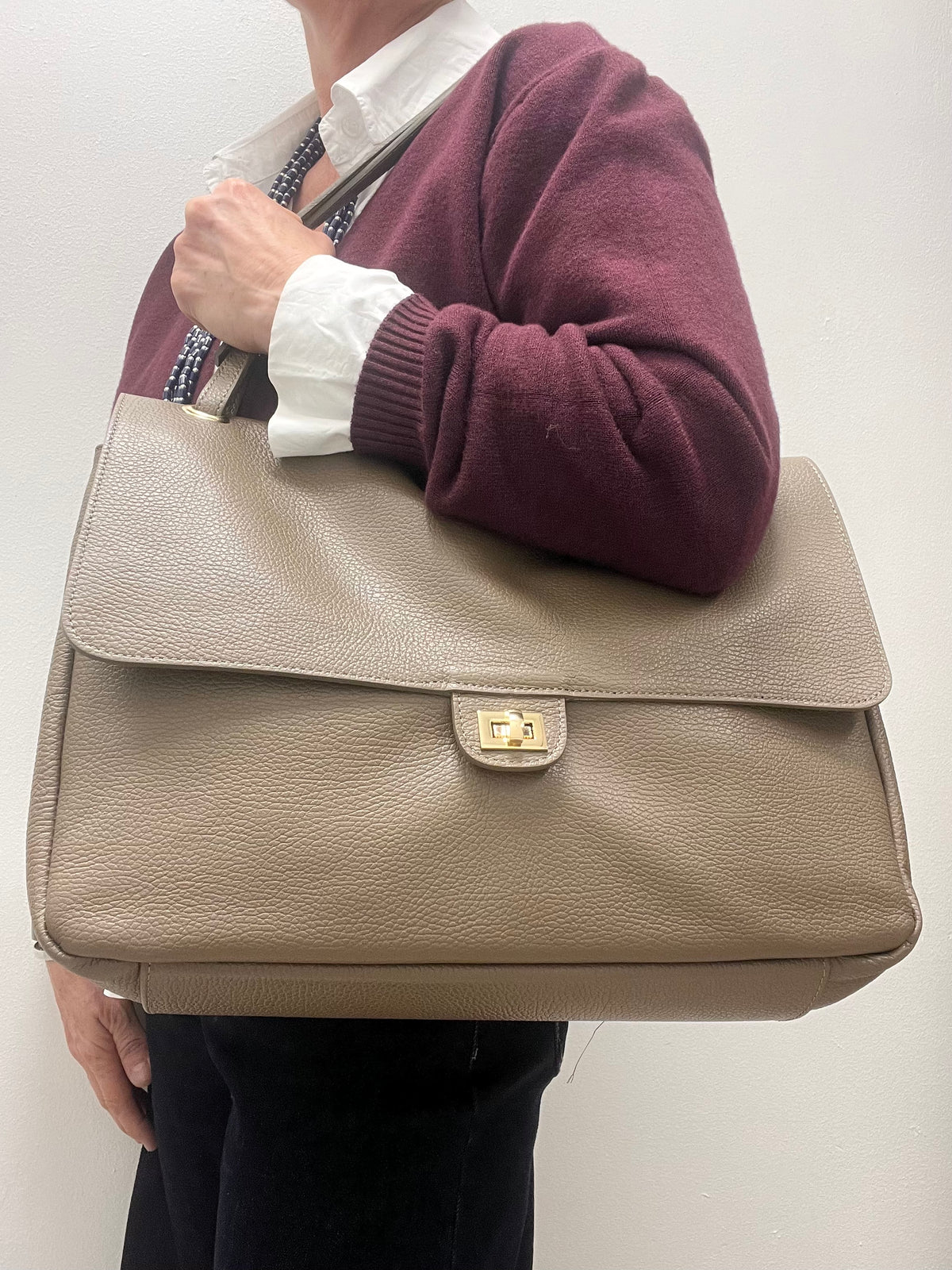 BLAZY maxi sac à rabat taupe