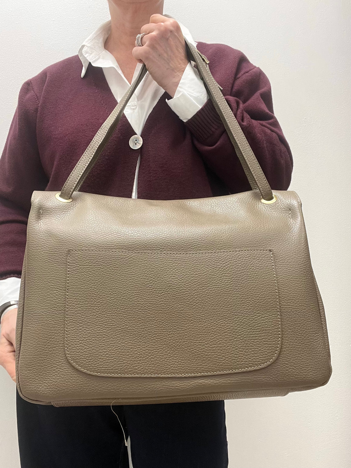 BLAZY maxi sac à rabat taupe