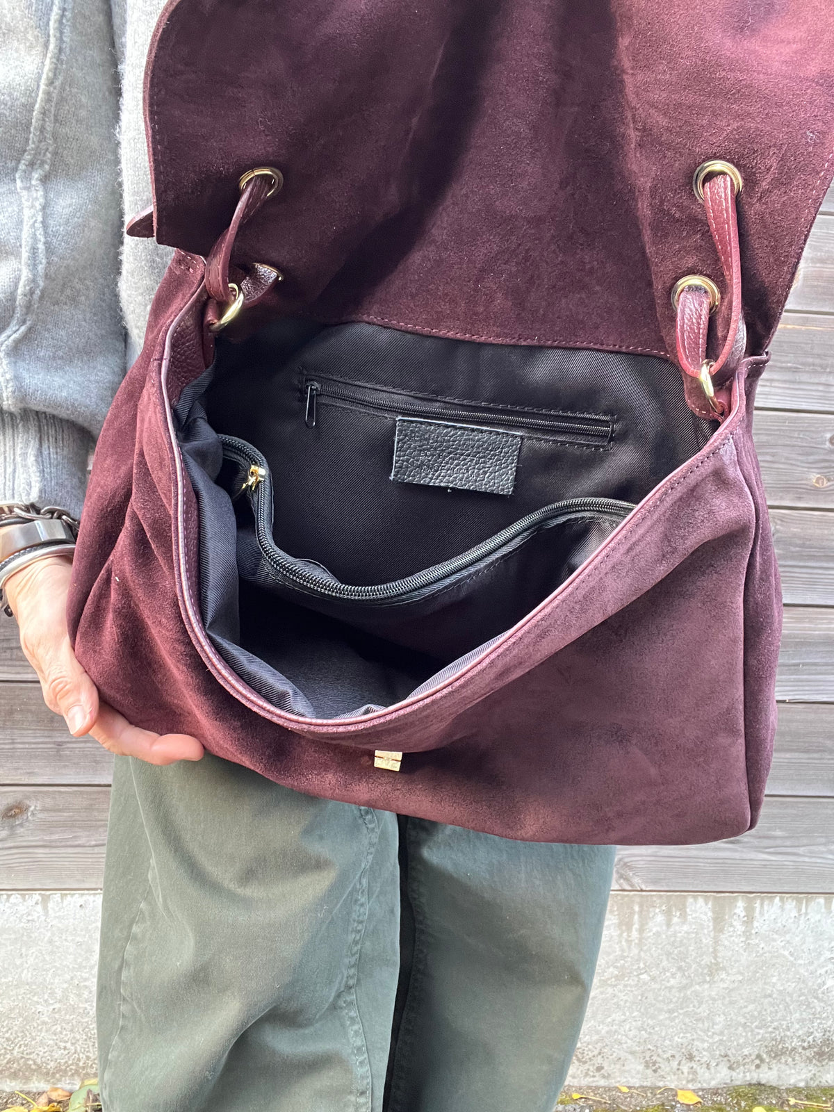 BLAZY maxi sac à rabat en daim wine