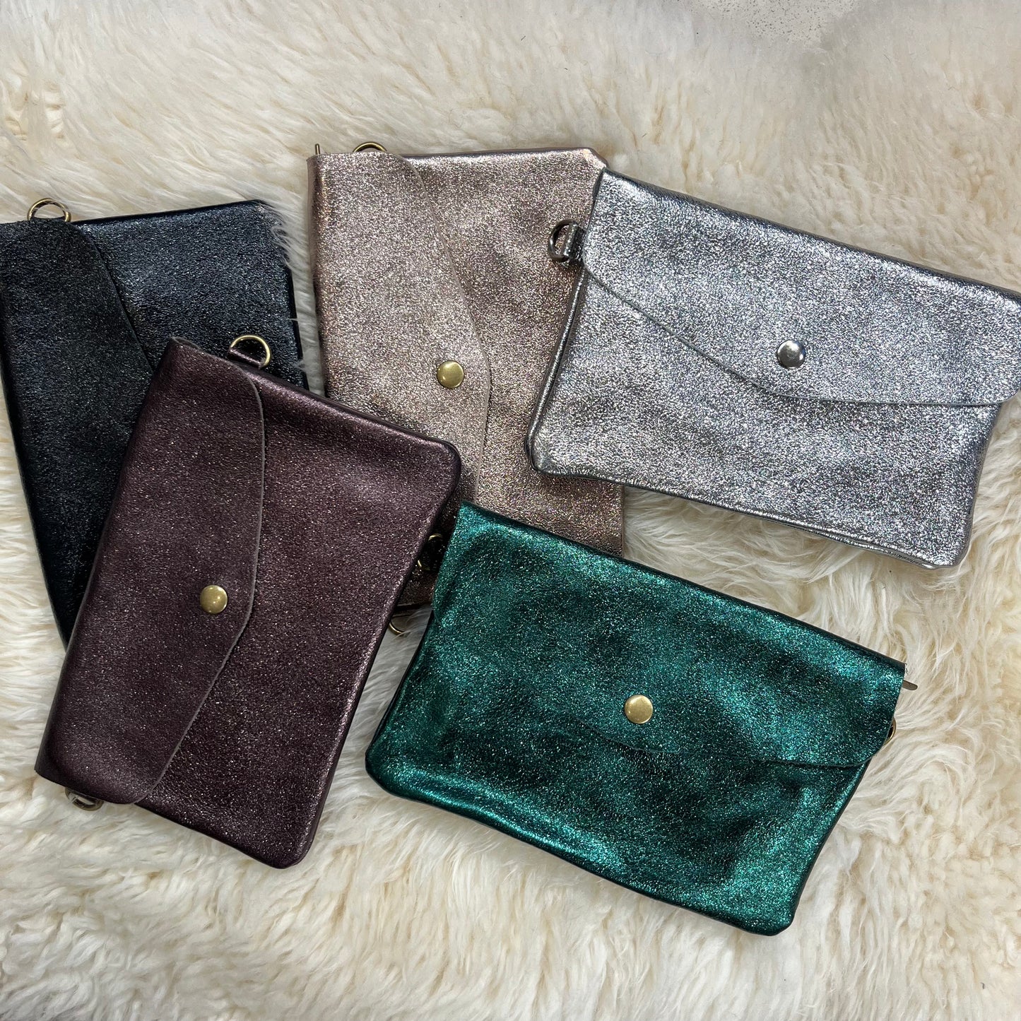 PONEY pochette cuir métallisé