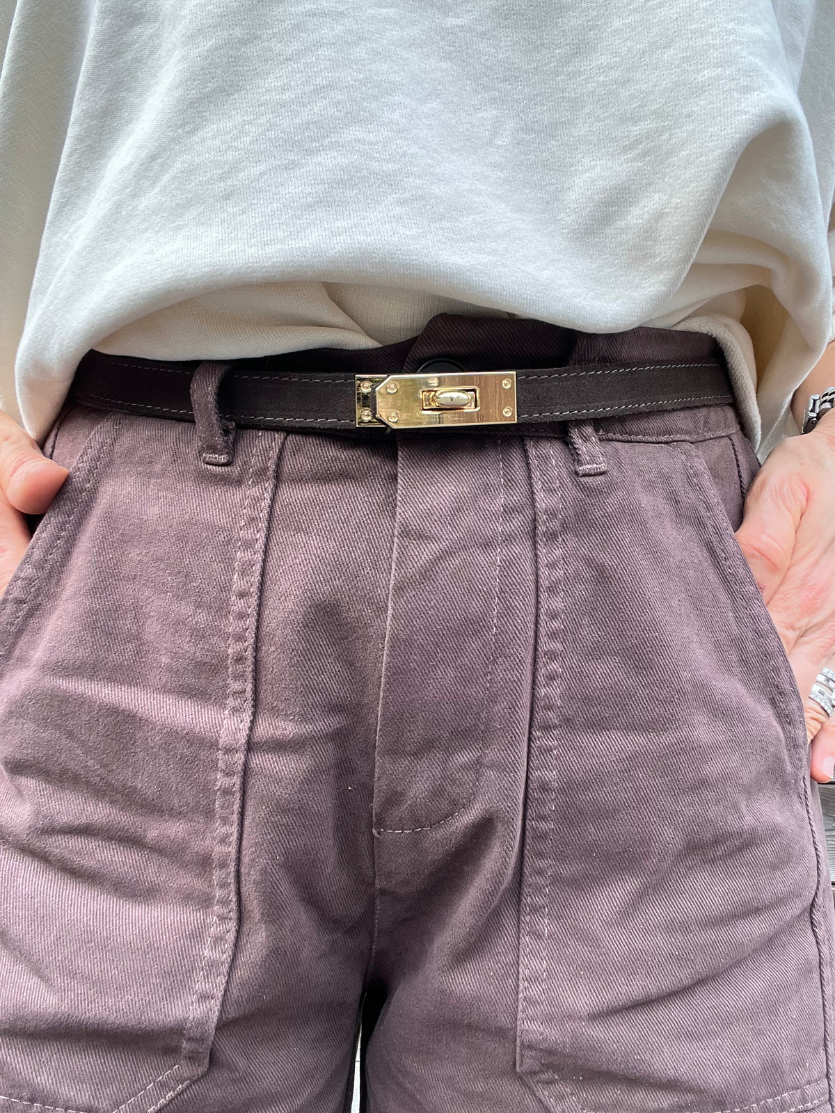 KELLIE ceinture fine & boucle serrure