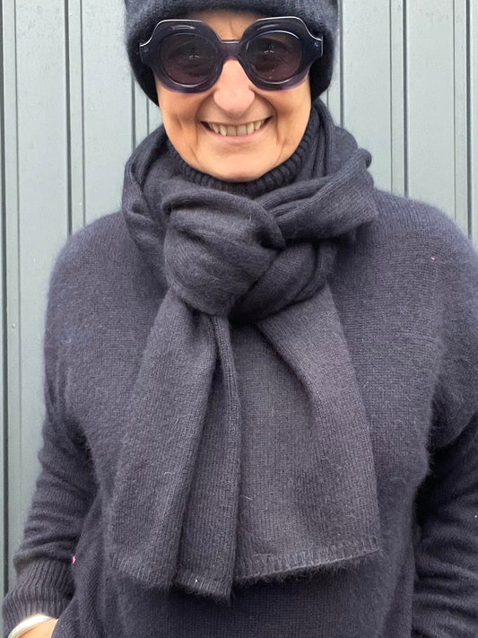 VAIL écharpe en maille ultra luxe navy