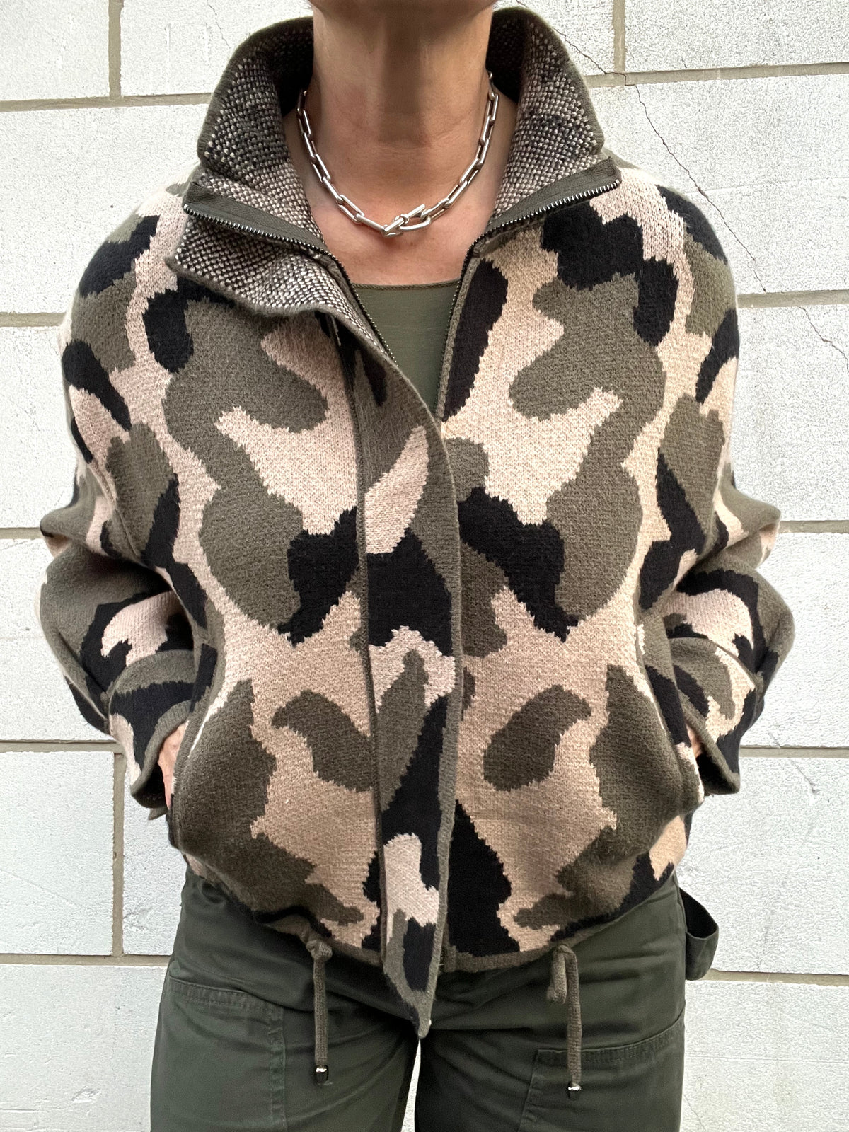 LARMY blouson en maille motif camouflage