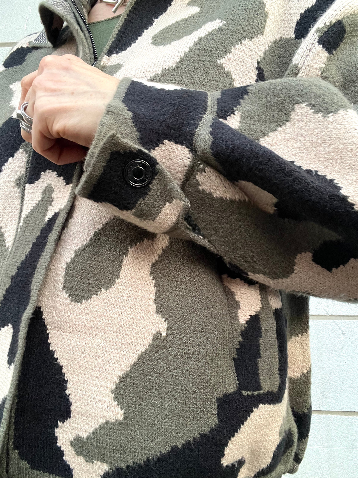 LARMY blouson en maille motif camouflage