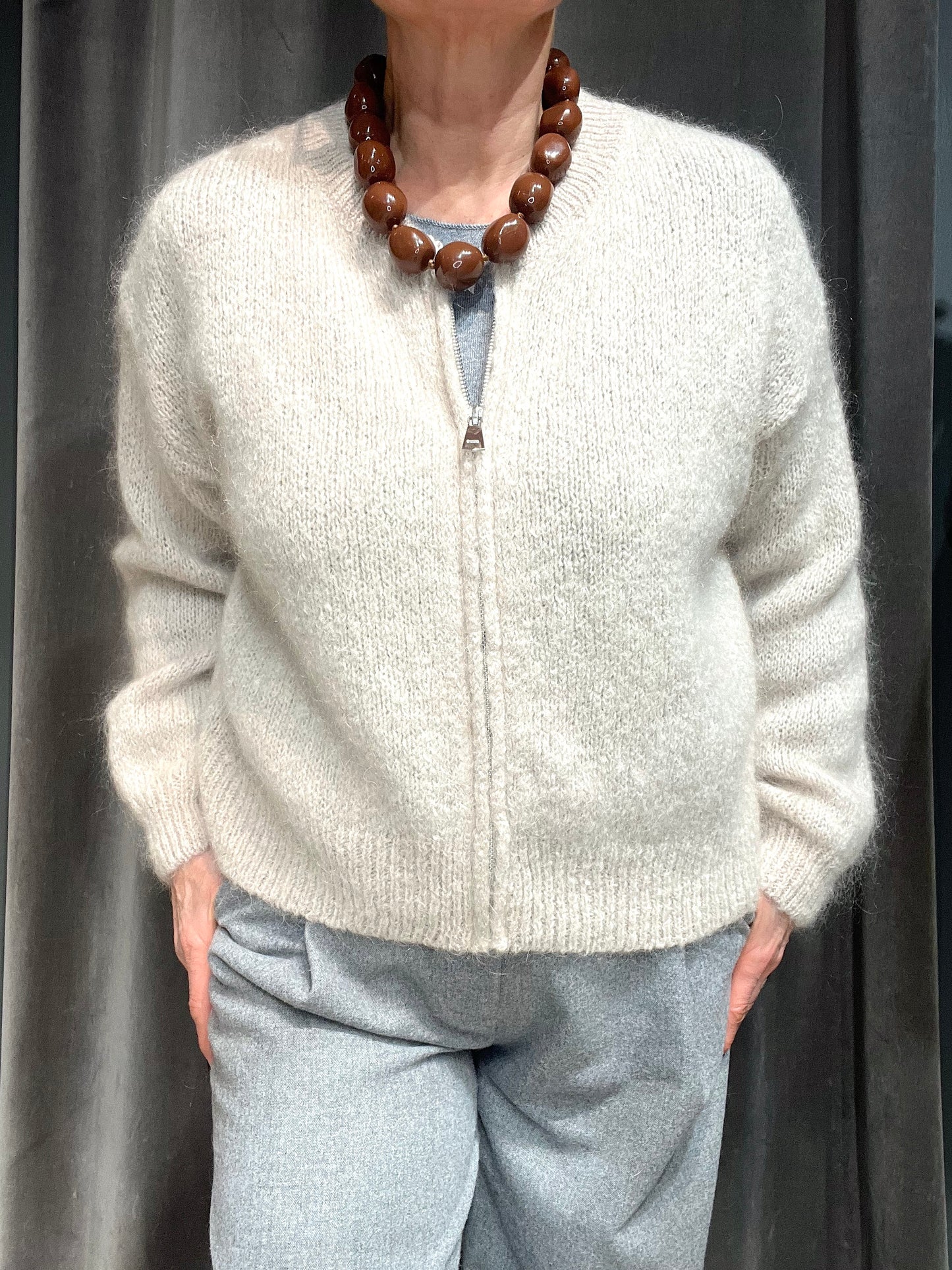 MOZIP gilet zippé en mohair beige