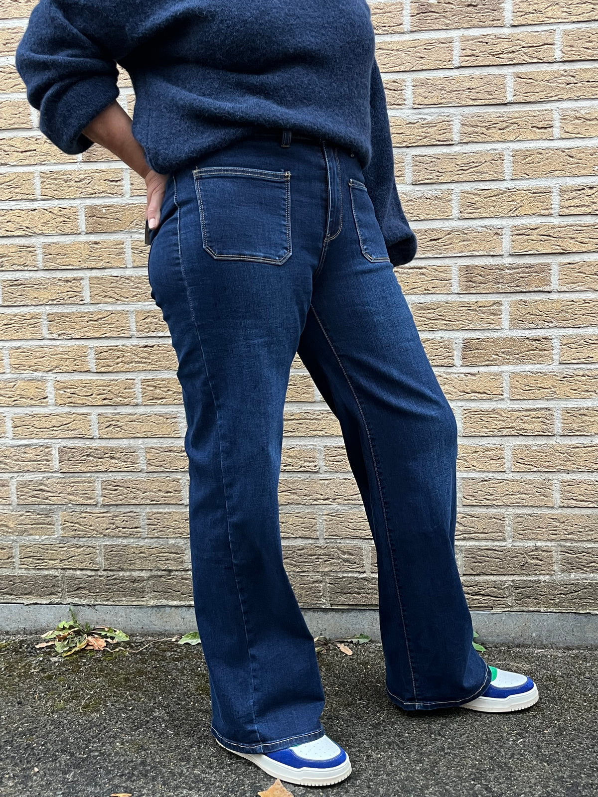 REBECQ jeans curvy poches plaquées dark blue