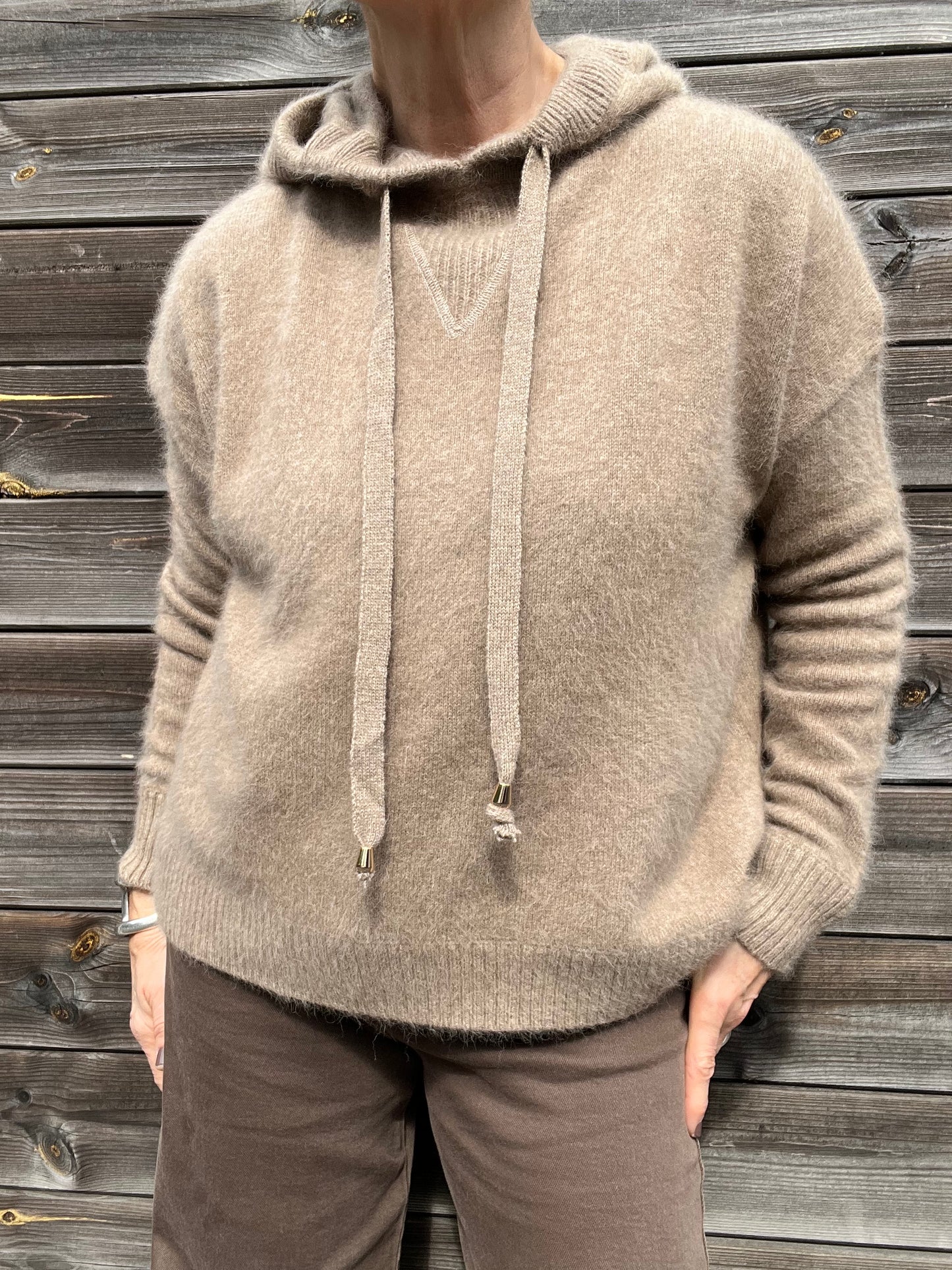 BARTOLA pull à capuche luxe ultra doux