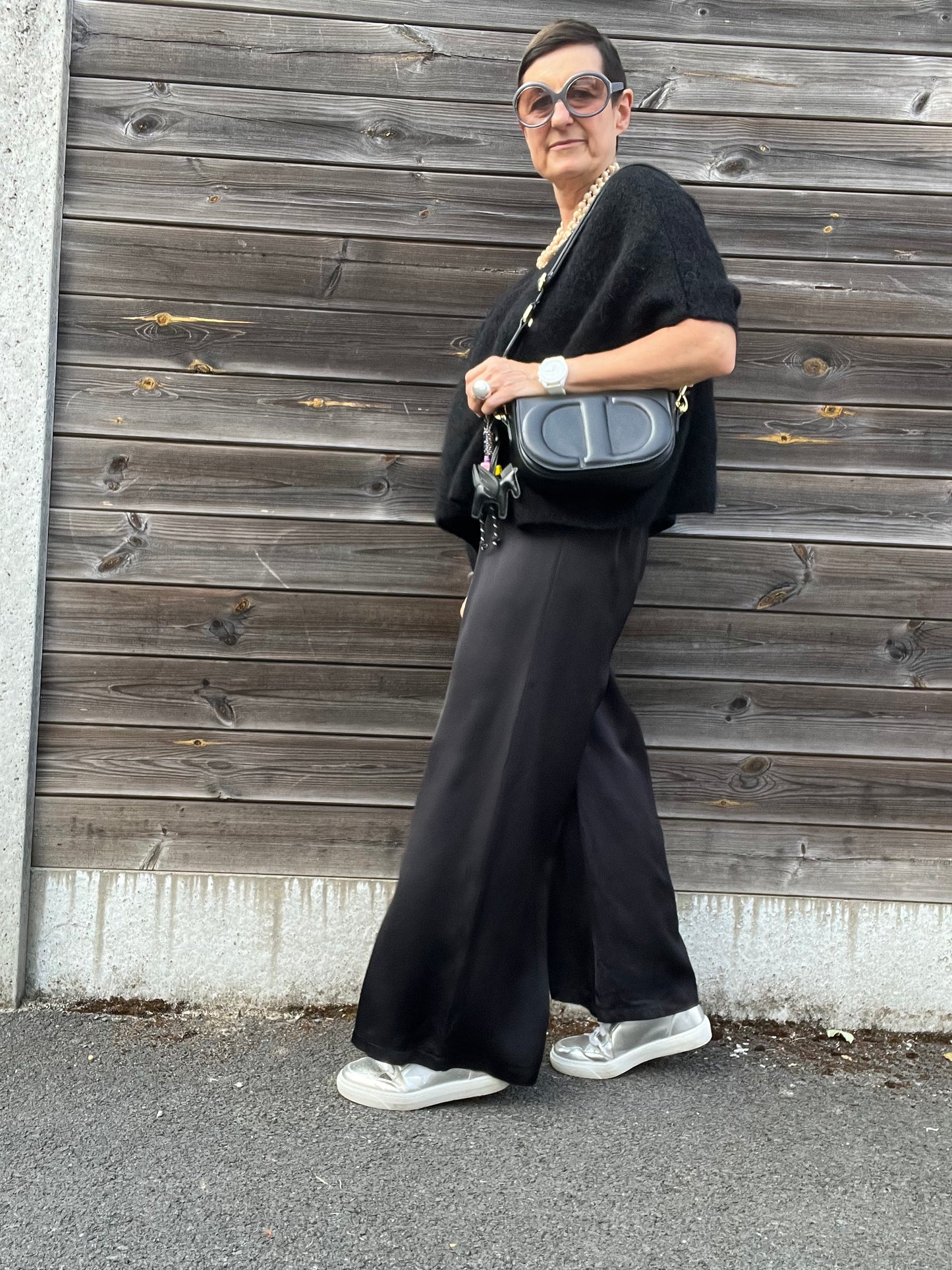 JOLIE sac en cuir logo en relief black