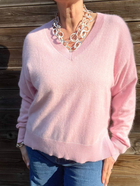 BOULDER pull V fentes côtés baby pink