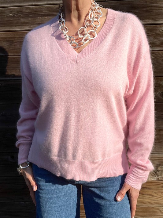BOULDER pull V fentes côtés baby pink