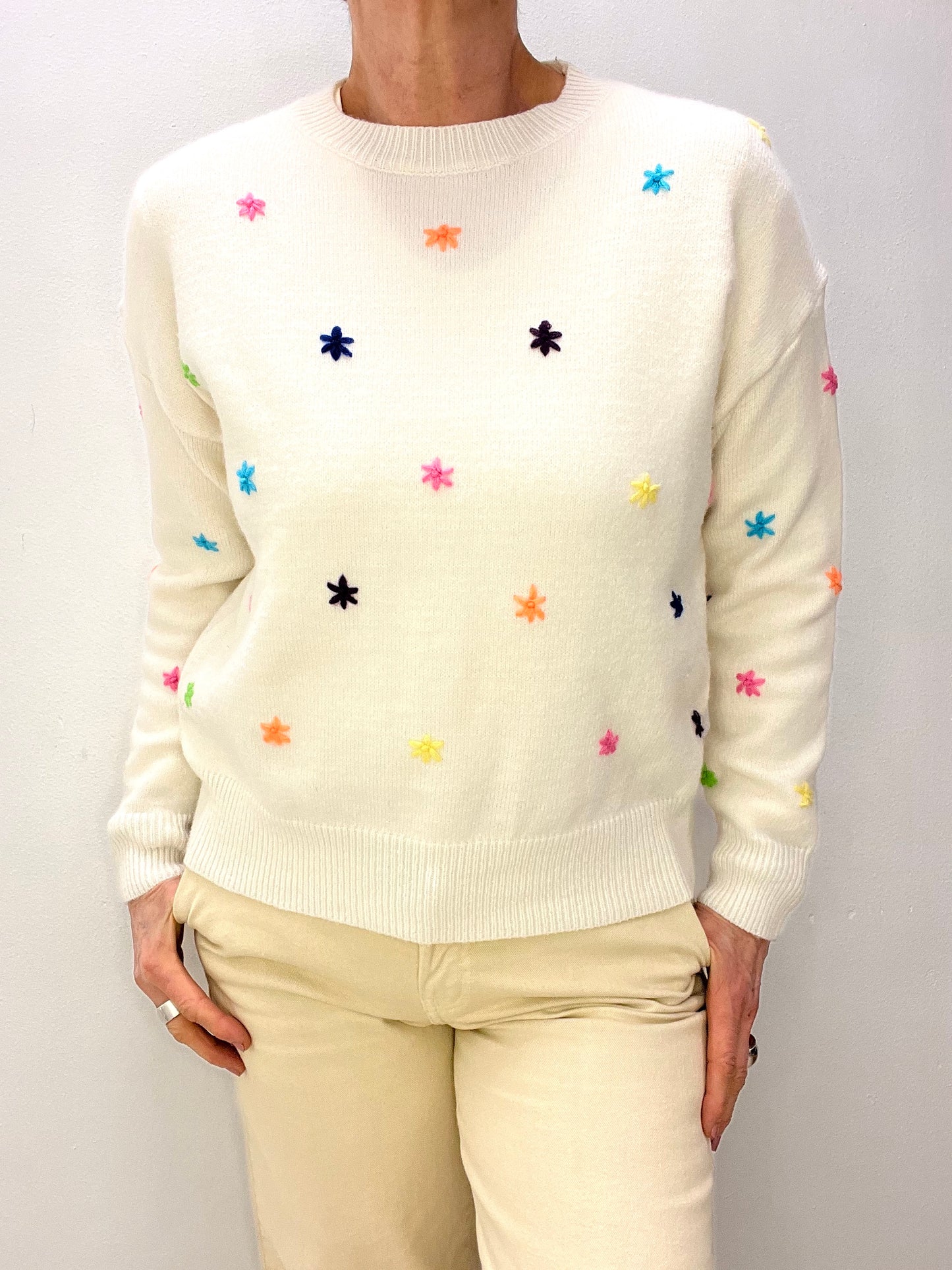 FANCY pull brodé étoiles multicolores