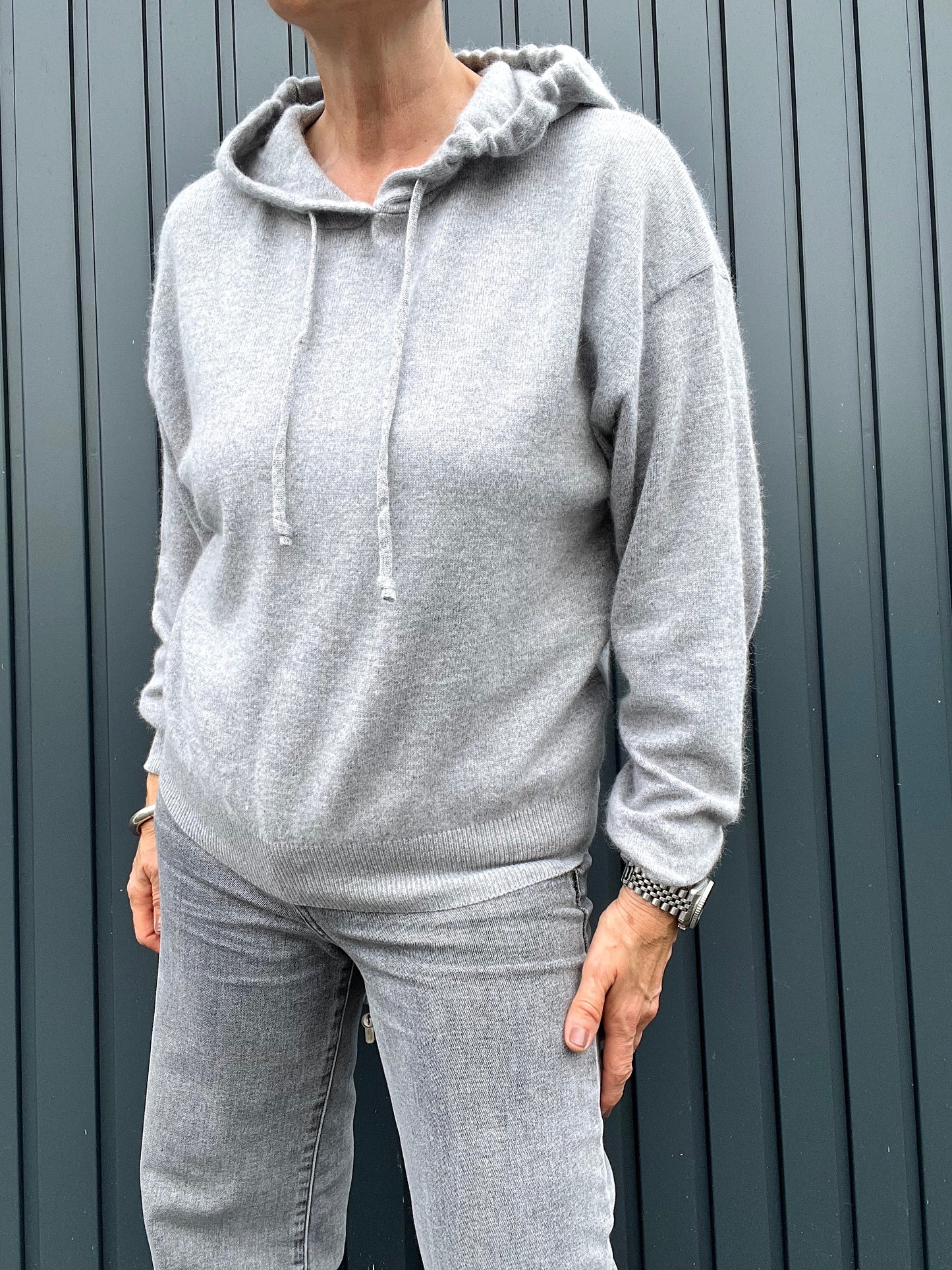 PUEBLO pull à capuche light grey