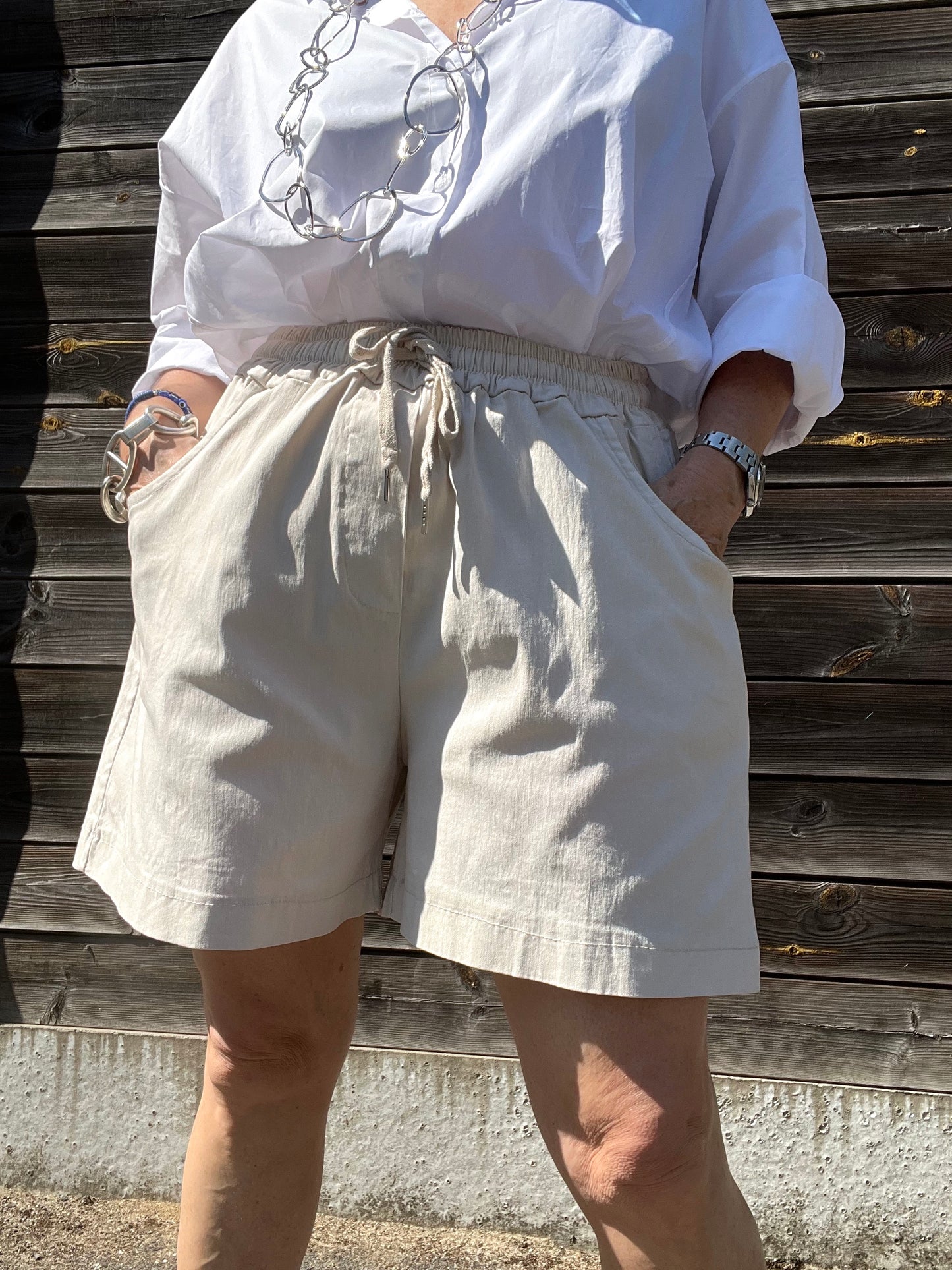 BEGIC short magique beige