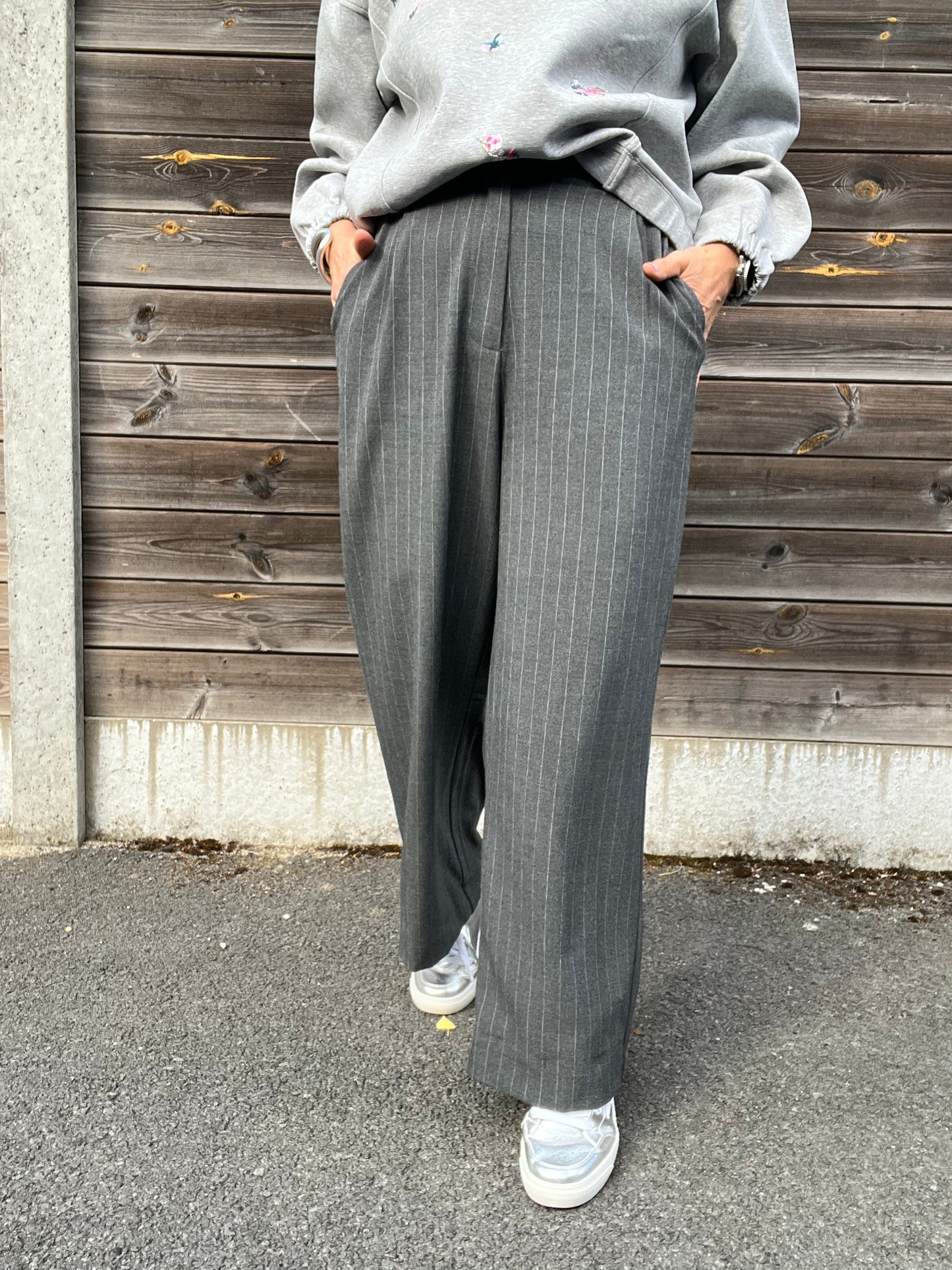 FLAMINE pantalon droit rayure tennis