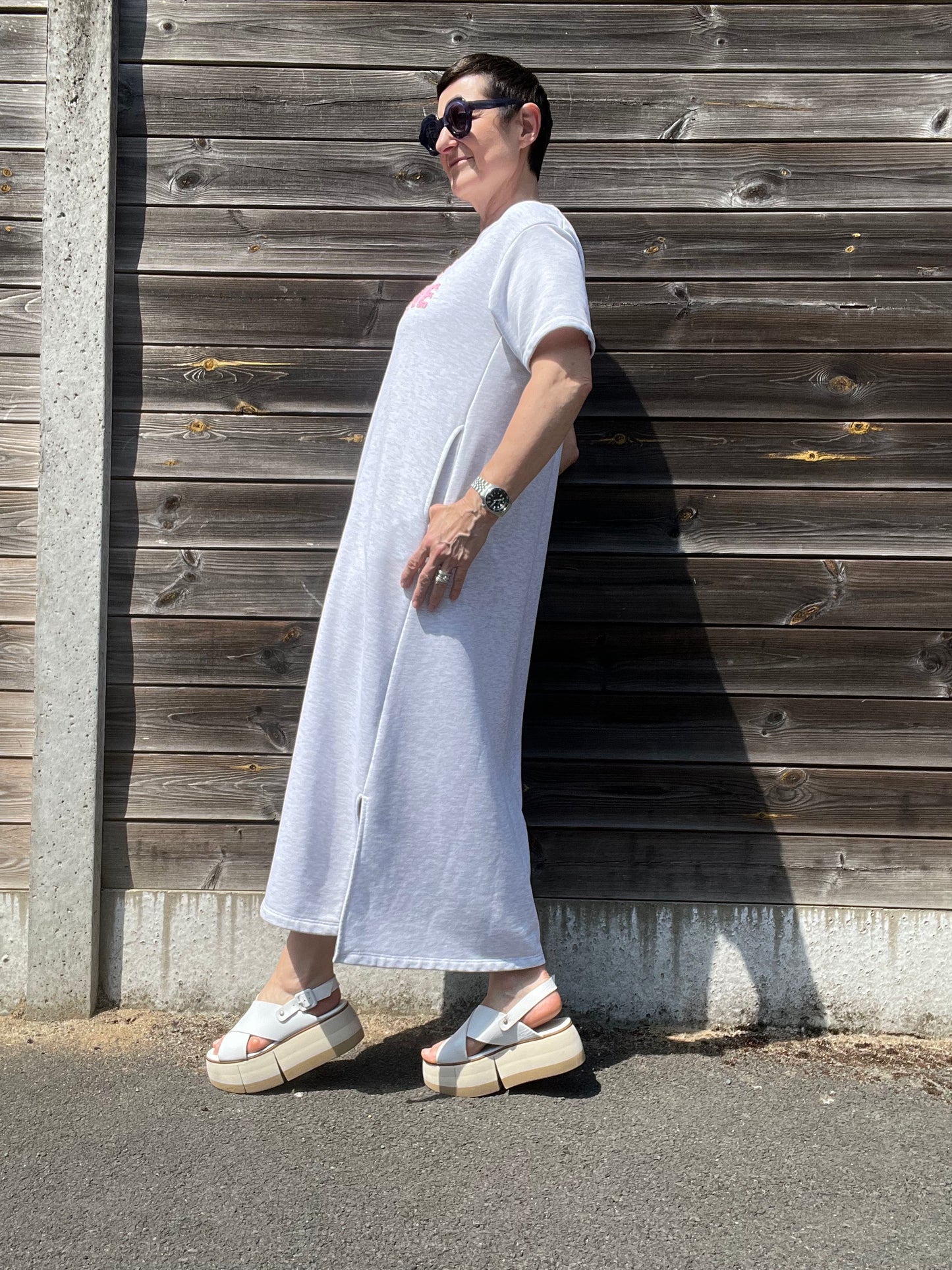 VINTAGE robe jersey broderie graphique