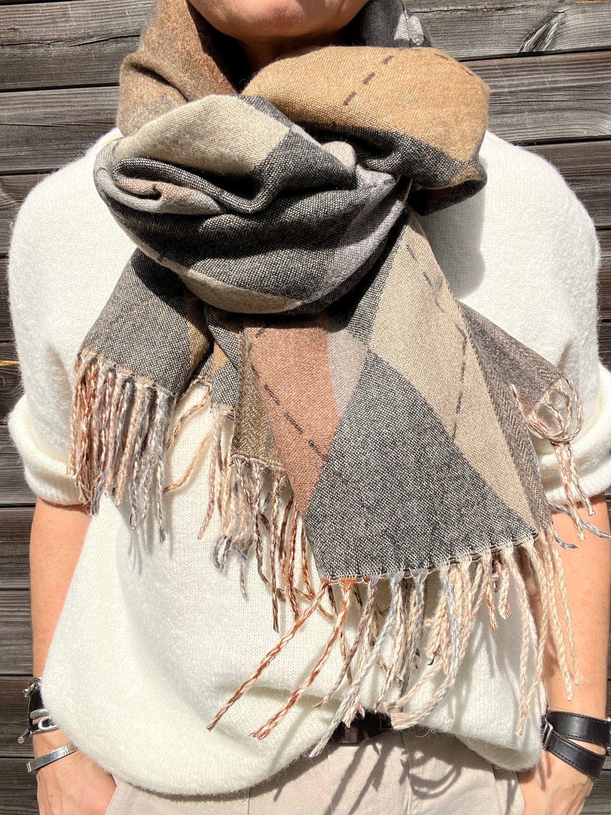 COLINN écharpe motif losanges grey/beige