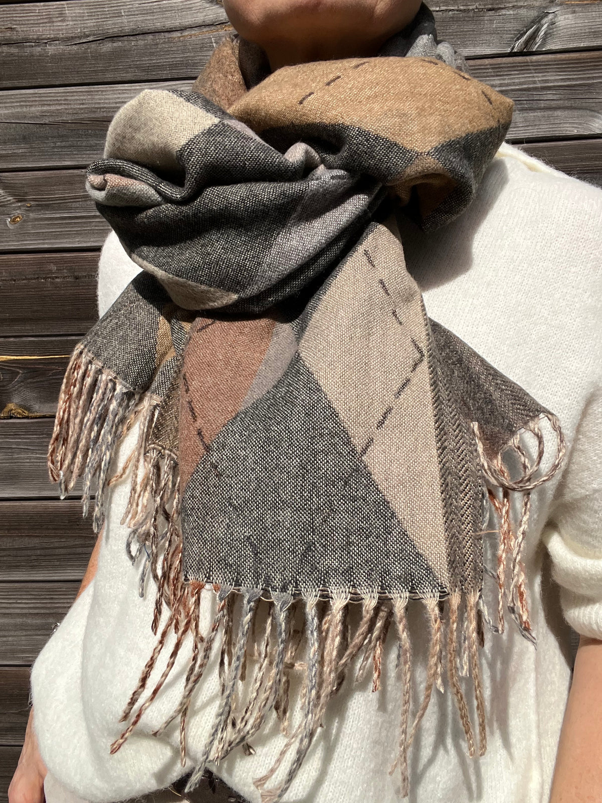 COLINN écharpe motif losanges grey/beige