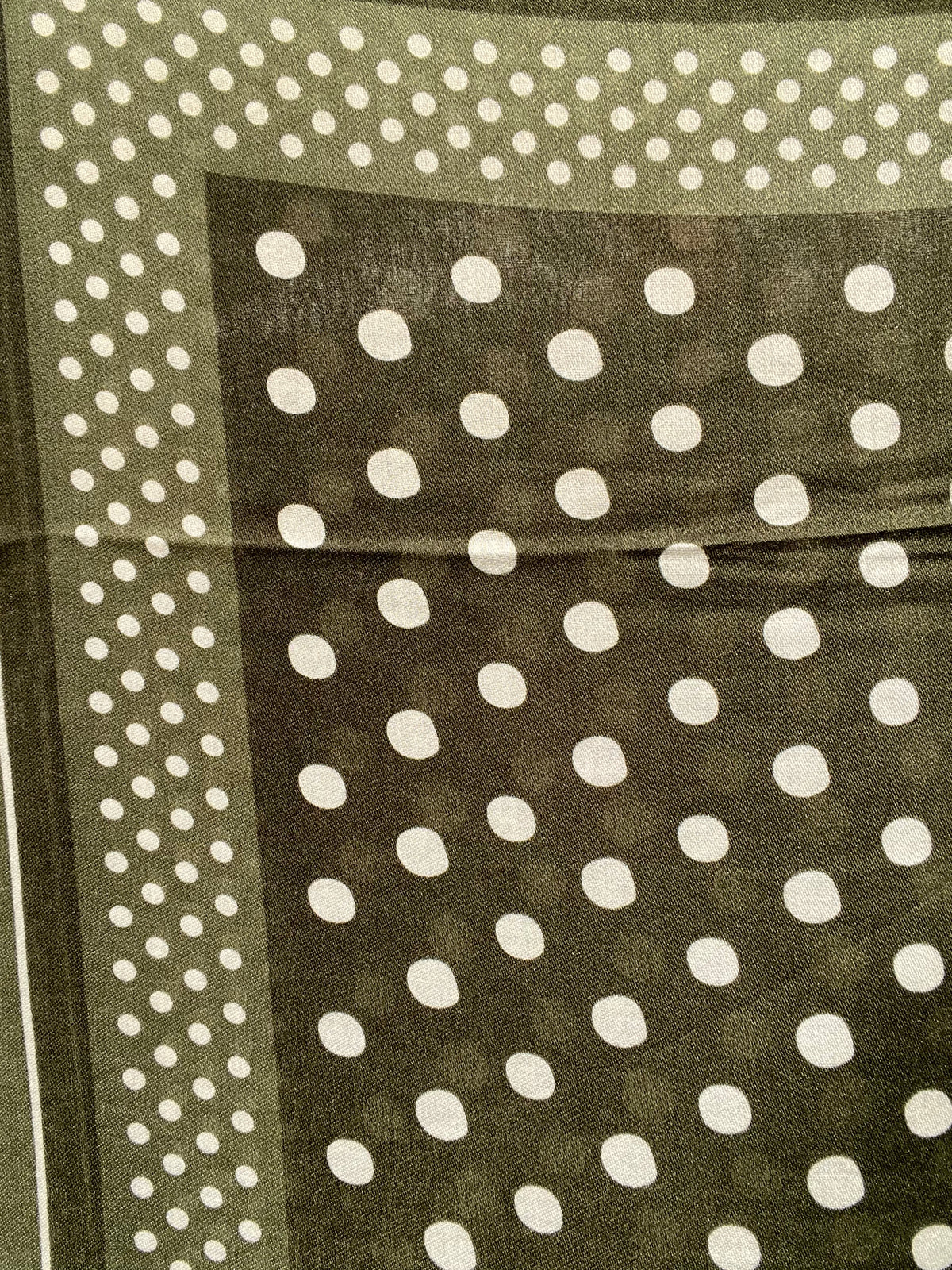 LORE foulard bicolore motif pois kaki