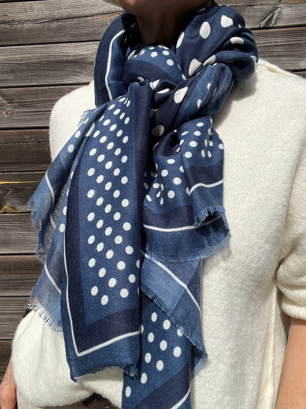 LORE foulard bicolore motif pois navy