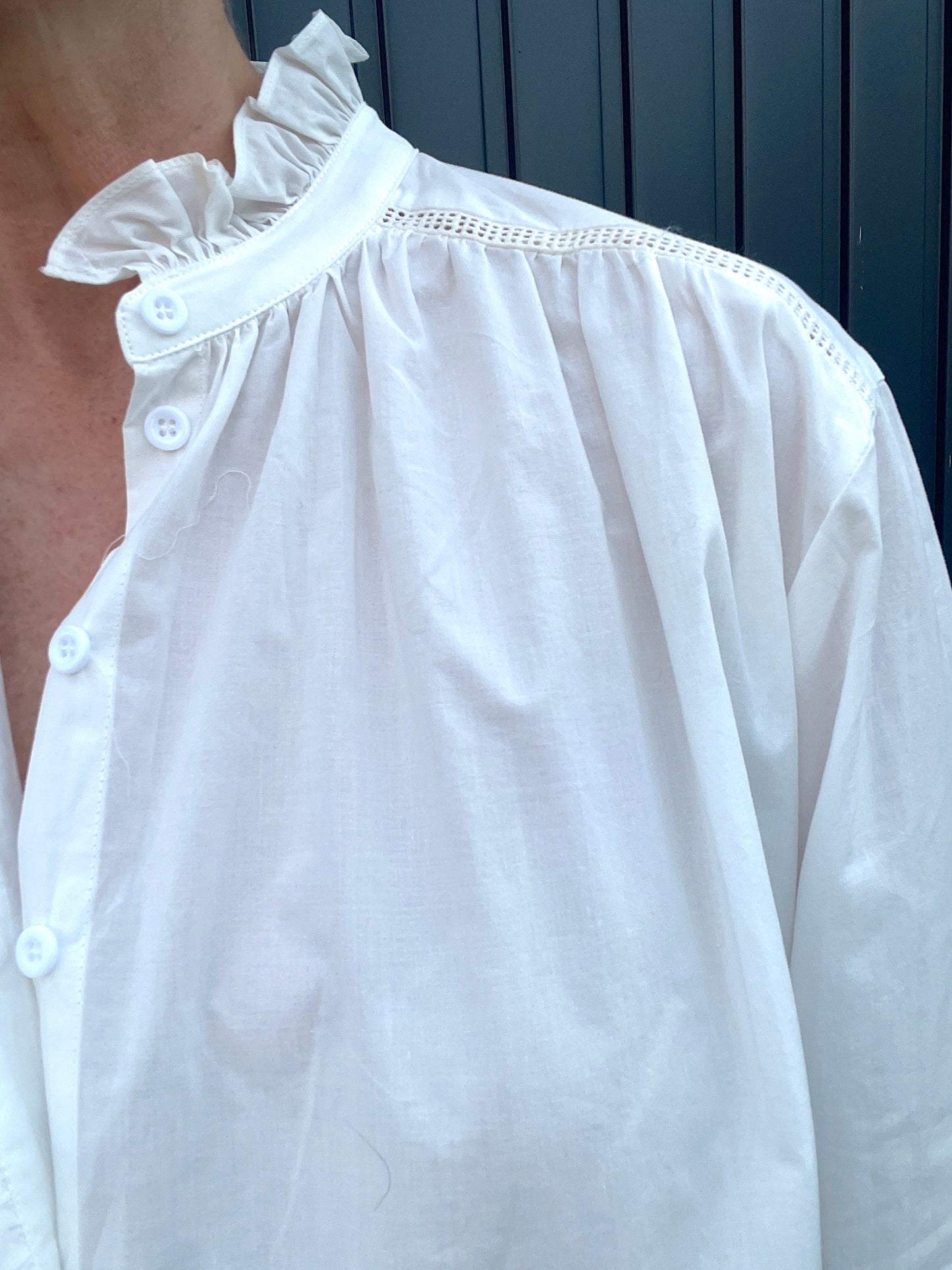 ANOUK chemise en popeline col froufrou